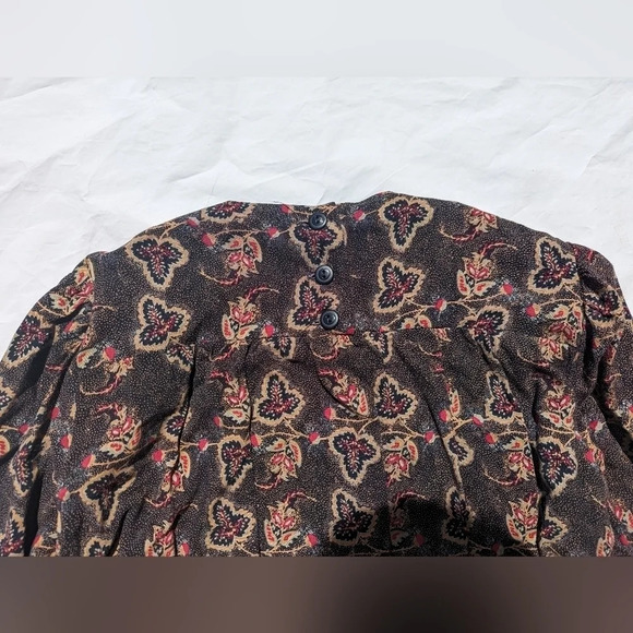 Vintage Petite Long Capped Sleeve (with shoulder pads) Black Dress - Size  8 - Picture 11 of 12